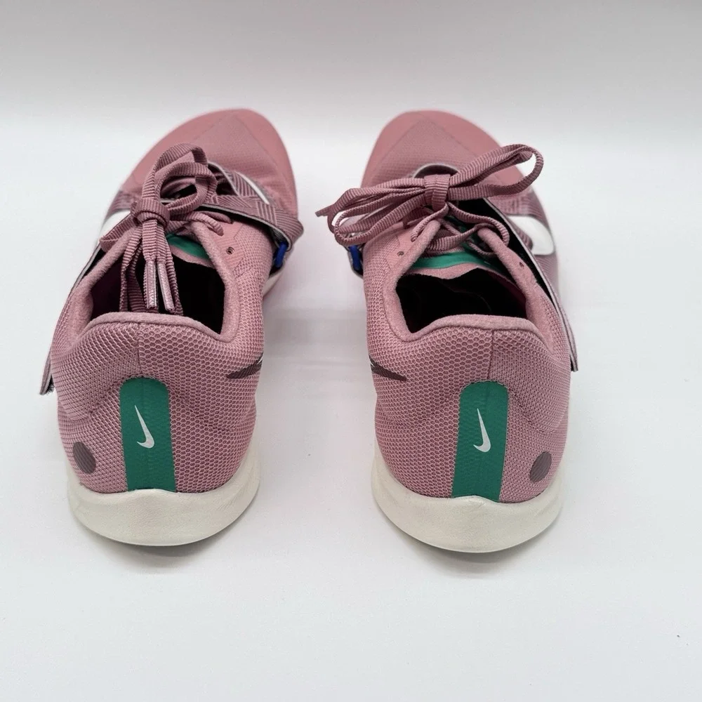Nike zoom rival